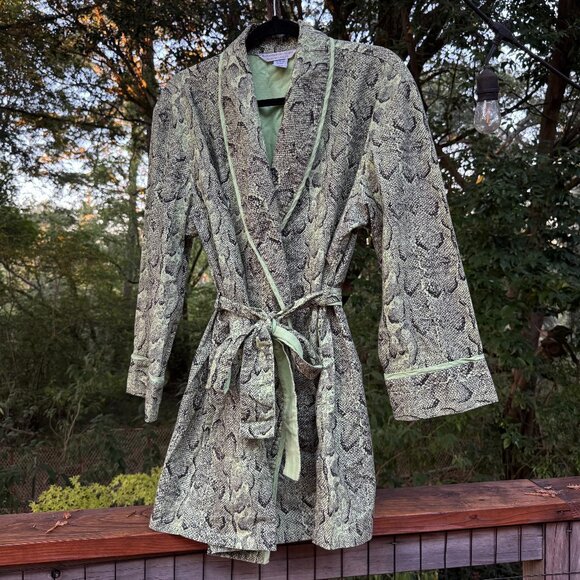 Vintage Alexander Del Rossa Robe - Picture 1 of 7